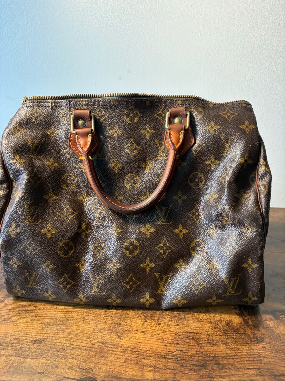 Louis Vuitton Speedy